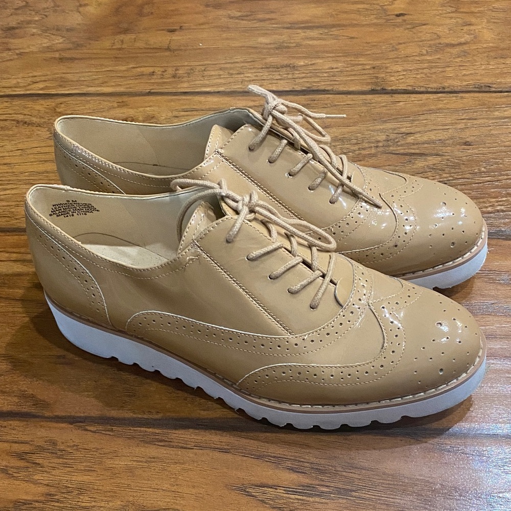 Nine west Women's Tan Oxford Shoes women’s size 9